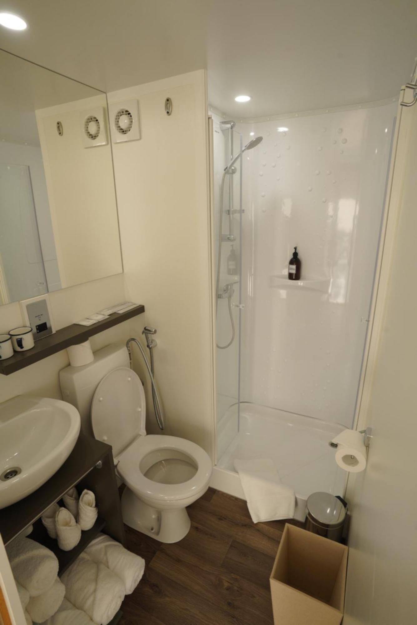 Bab Al Nojoum Hudayriyat Villas Abu Dhabi Kamer foto